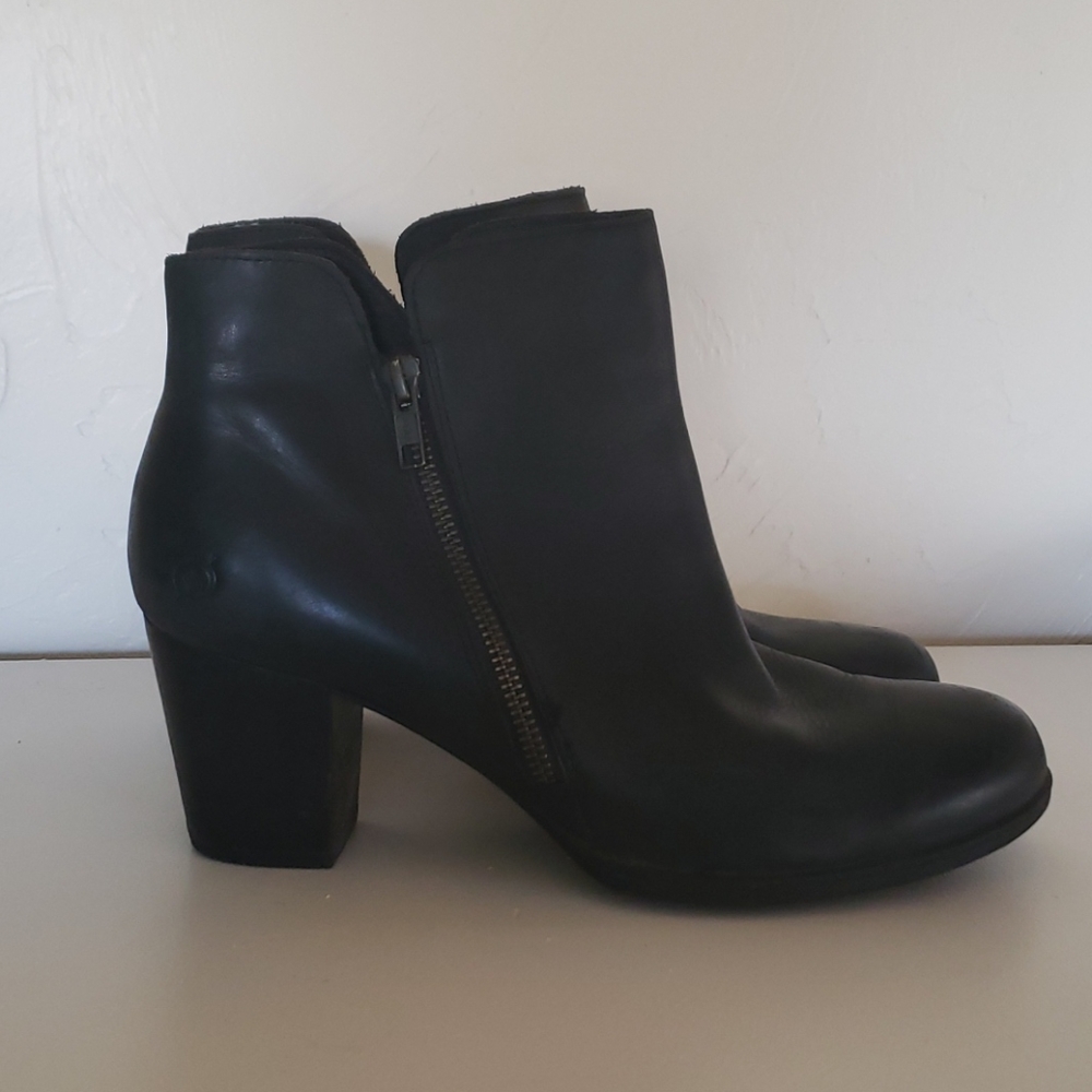 Born boots with heal